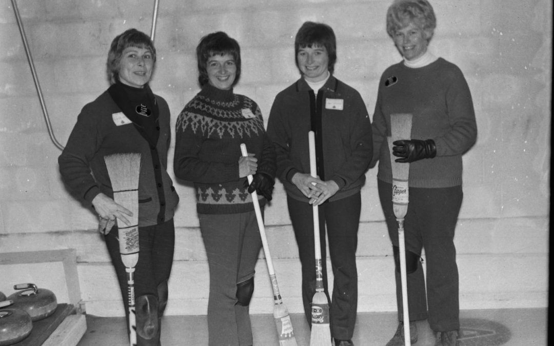 Photo Cafe: Winter Sports (ages 55+)